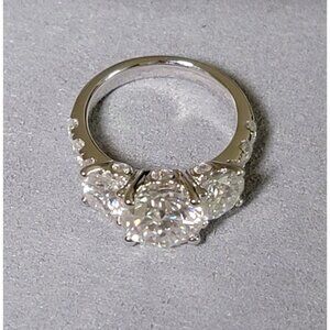 5CT Moissanite 3-Stone Ring 925 Sterling Silver Size 6.5 NWT